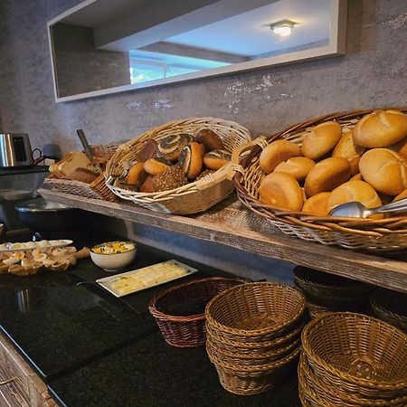 Hotel Up Diek Carolinensiel Eksteriør billede