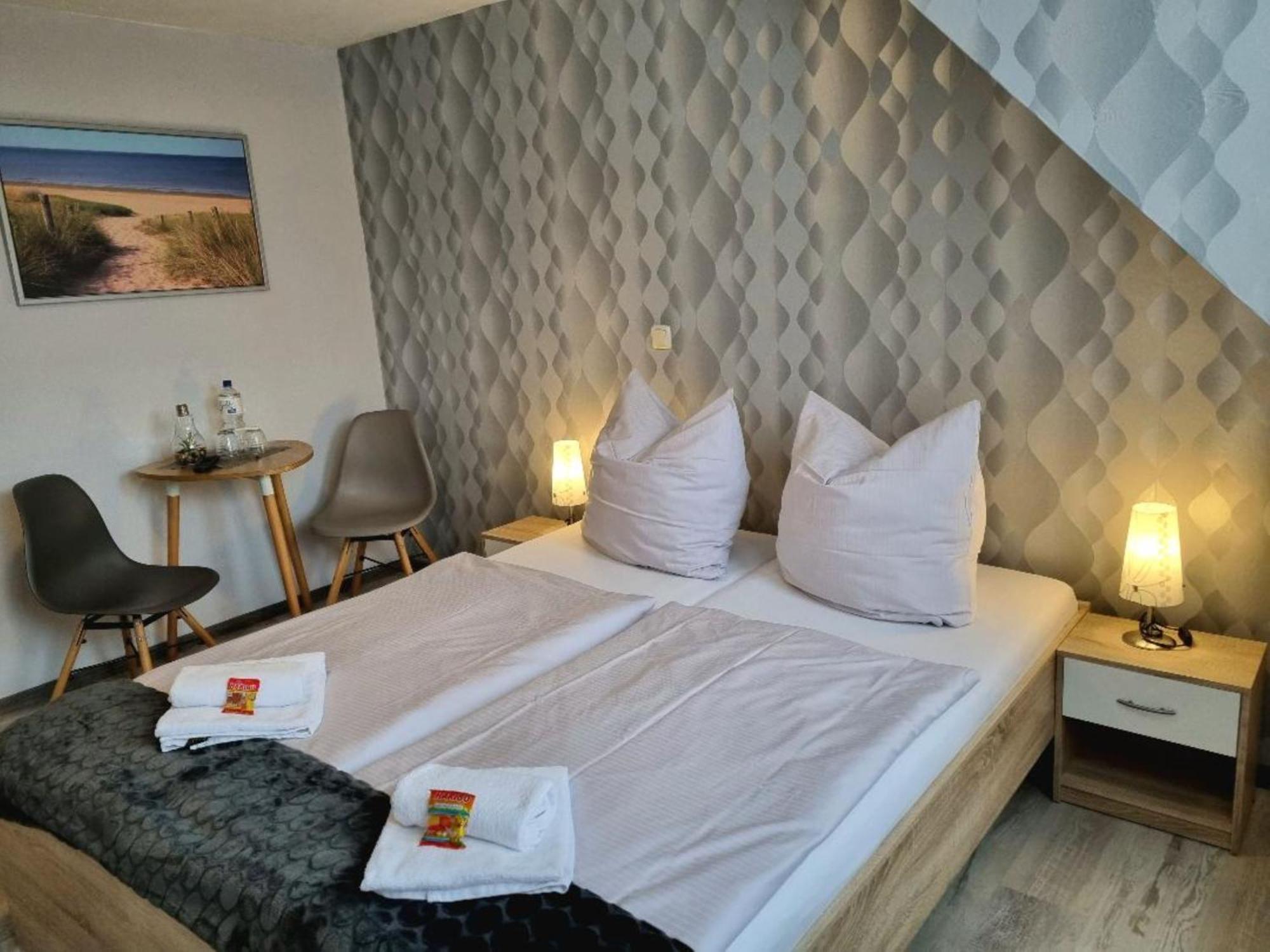 Hotel Up Diek Carolinensiel Eksteriør billede