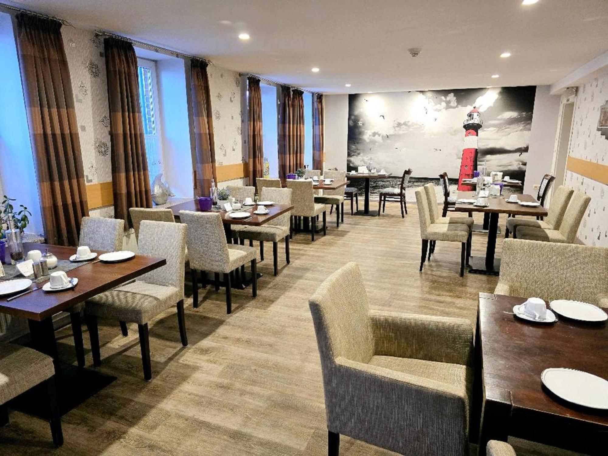 Hotel Up Diek Carolinensiel Eksteriør billede
