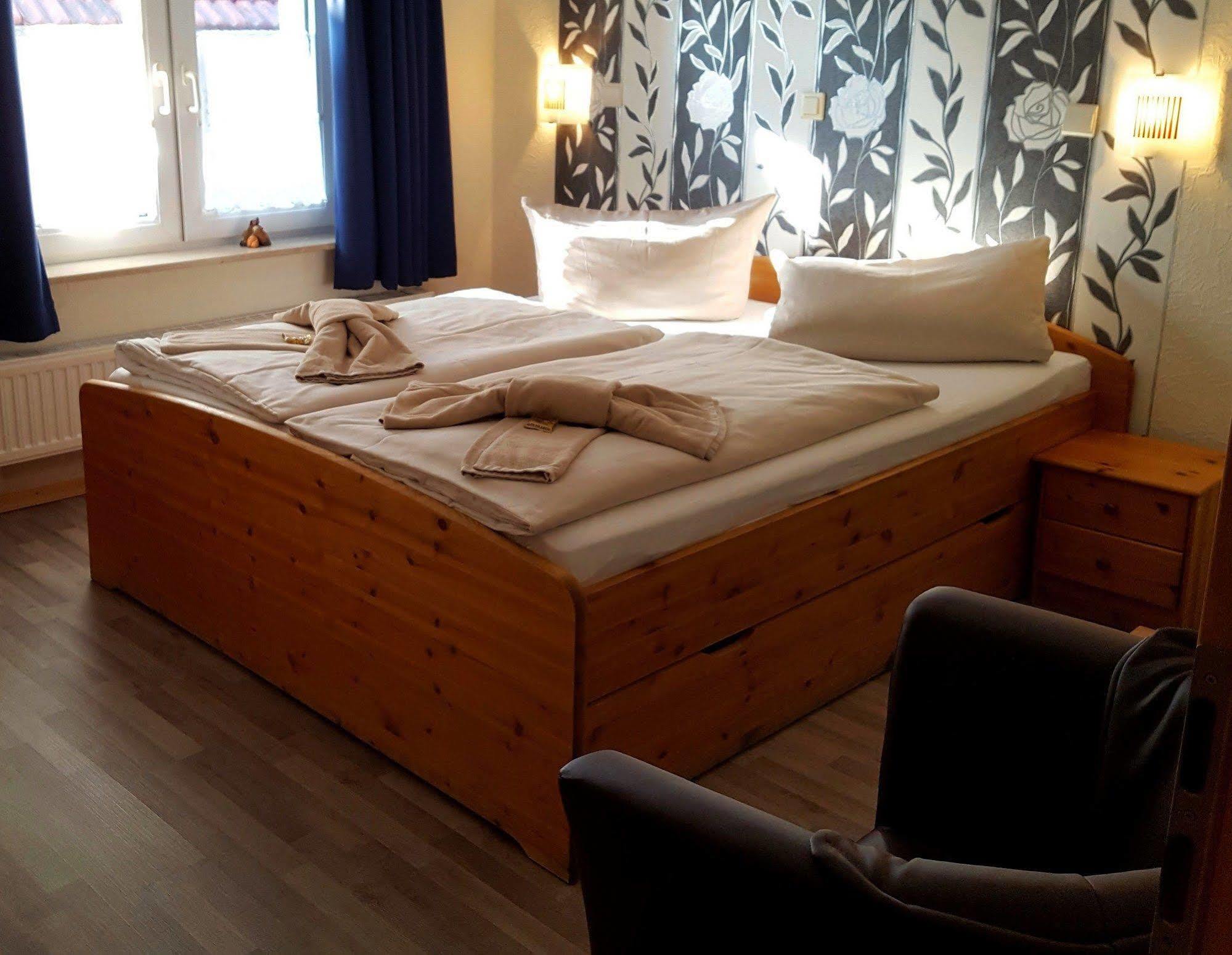 Hotel Up Diek Carolinensiel Eksteriør billede