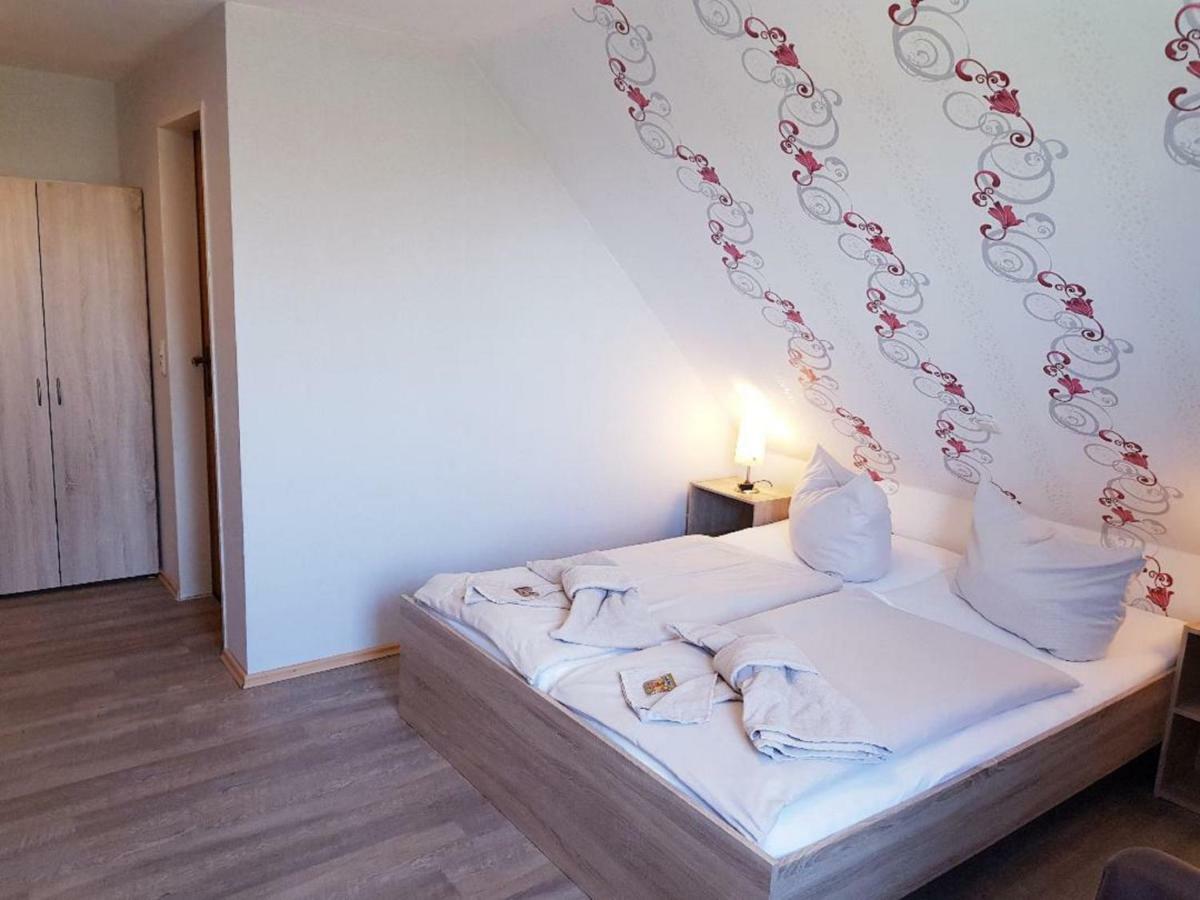 Hotel Up Diek Carolinensiel Eksteriør billede