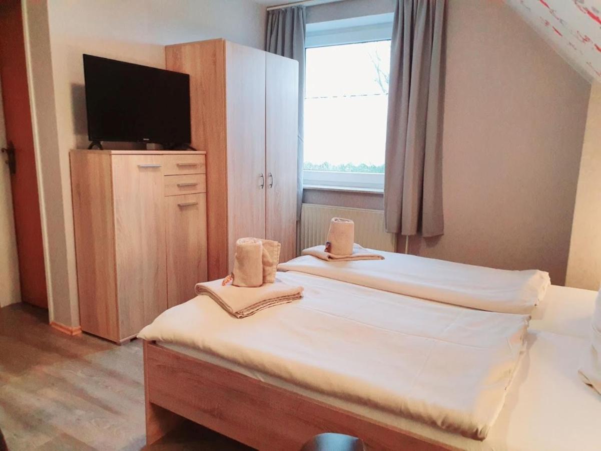 Hotel Up Diek Carolinensiel Eksteriør billede