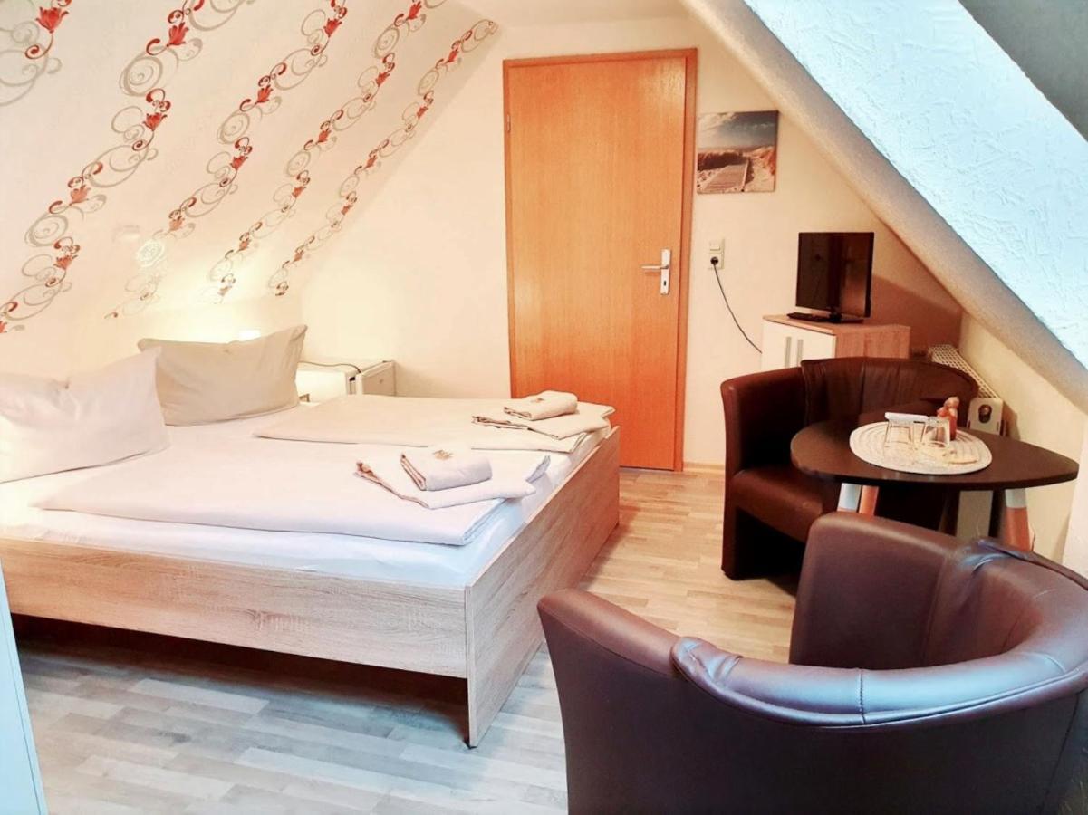 Hotel Up Diek Carolinensiel Eksteriør billede